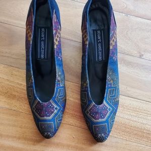 Vintage Stuart Weitzman pumps